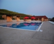 Acces la piscina